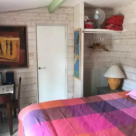 Le Ponton, Douces לה-טסט-דה-בוש