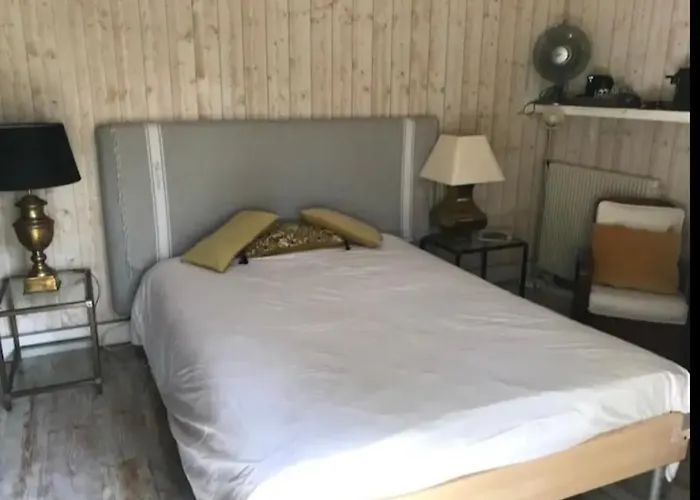 Villa Le Ponton, Douces *