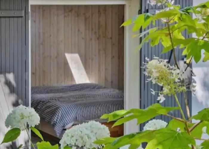 Villa Le Ponton, Douces *